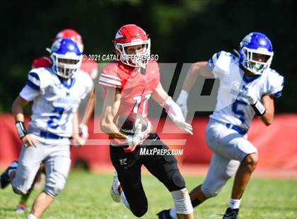 Thumbnail 1 in Metuchen @ Keyport photogallery.