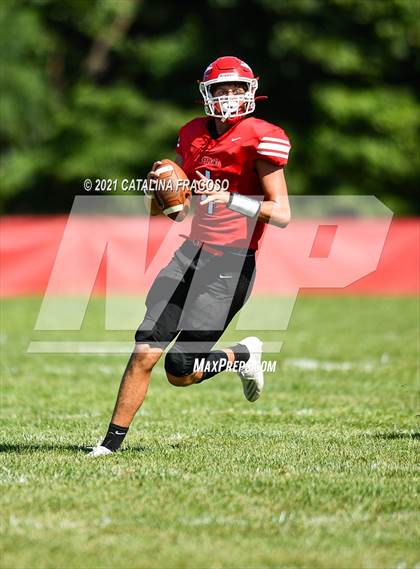 Thumbnail 1 in Metuchen @ Keyport photogallery.