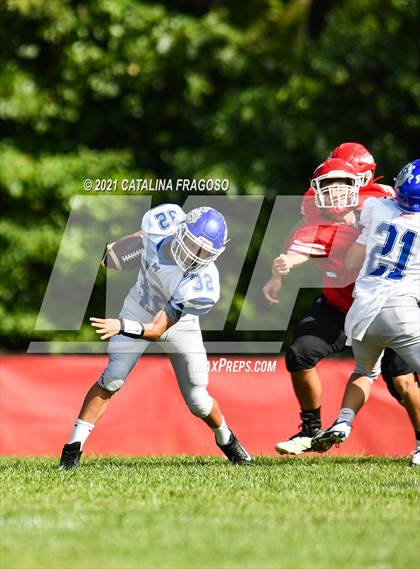 Thumbnail 1 in Metuchen @ Keyport photogallery.