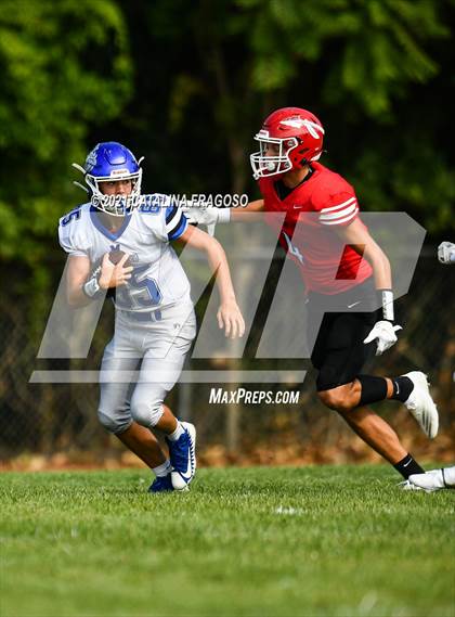 Thumbnail 2 in Metuchen @ Keyport photogallery.