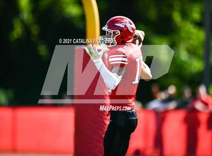Thumbnail 1 in Metuchen @ Keyport photogallery.