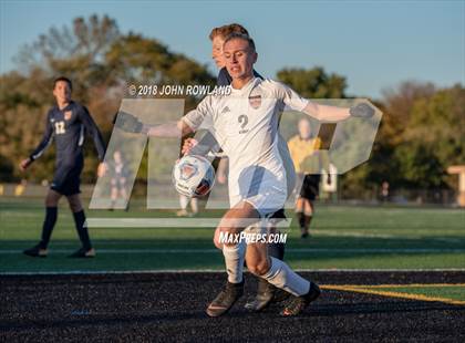 Thumbnail 2 in Hersey vs. Evanston (IHSA 3A Regional Semifinal) photogallery.