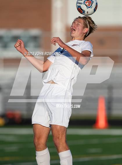 Thumbnail 1 in Hersey vs. Evanston (IHSA 3A Regional Semifinal) photogallery.