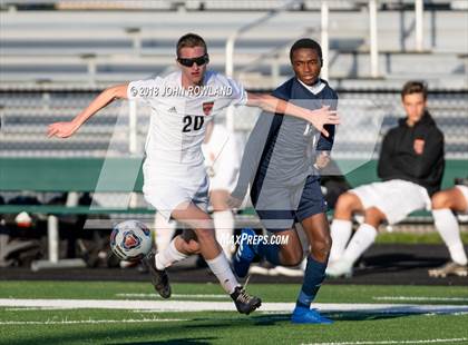 Thumbnail 3 in Hersey vs. Evanston (IHSA 3A Regional Semifinal) photogallery.