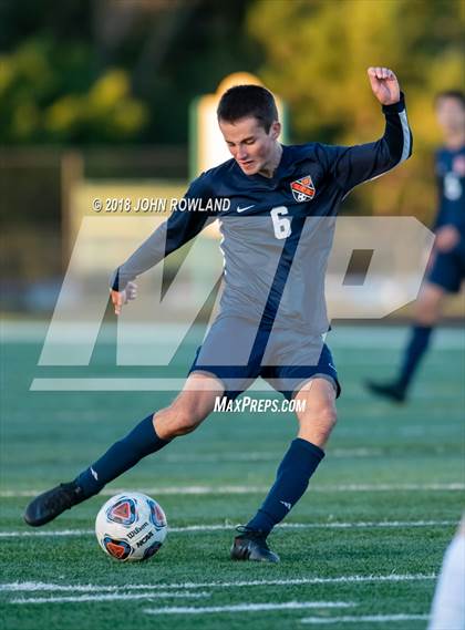 Thumbnail 3 in Hersey vs. Evanston (IHSA 3A Regional Semifinal) photogallery.