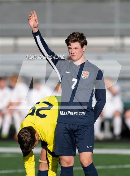 Thumbnail 2 in Hersey vs. Evanston (IHSA 3A Regional Semifinal) photogallery.