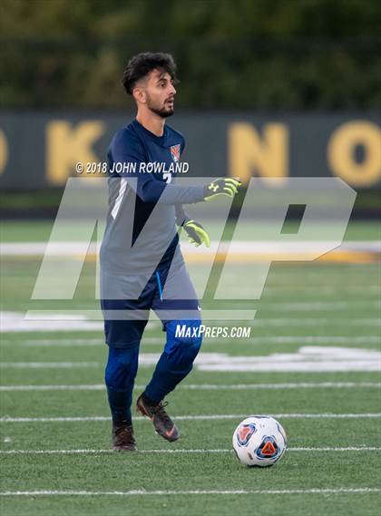 Thumbnail 3 in Hersey vs. Evanston (IHSA 3A Regional Semifinal) photogallery.