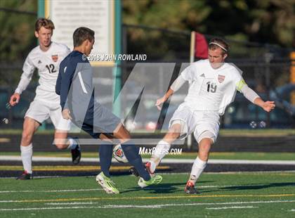 Thumbnail 3 in Hersey vs. Evanston (IHSA 3A Regional Semifinal) photogallery.