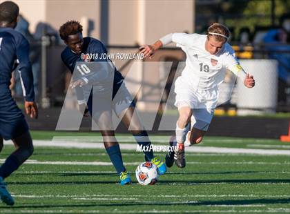 Thumbnail 3 in Hersey vs. Evanston (IHSA 3A Regional Semifinal) photogallery.
