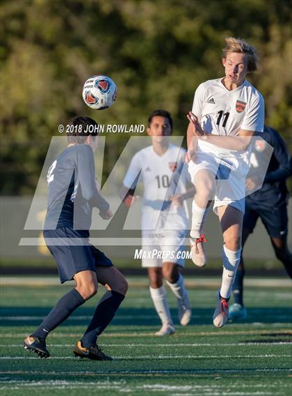Thumbnail 2 in Hersey vs. Evanston (IHSA 3A Regional Semifinal) photogallery.