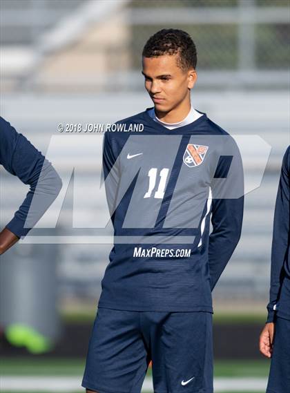 Thumbnail 1 in Hersey vs. Evanston (IHSA 3A Regional Semifinal) photogallery.