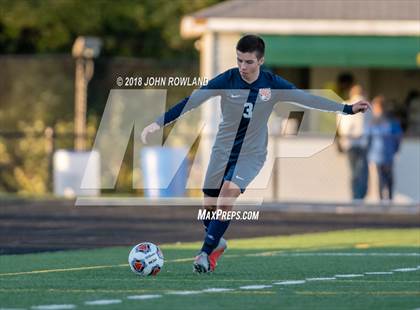 Thumbnail 3 in Hersey vs. Evanston (IHSA 3A Regional Semifinal) photogallery.