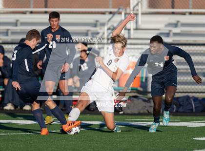 Thumbnail 1 in Hersey vs. Evanston (IHSA 3A Regional Semifinal) photogallery.