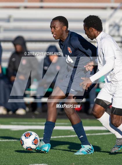 Thumbnail 1 in Hersey vs. Evanston (IHSA 3A Regional Semifinal) photogallery.