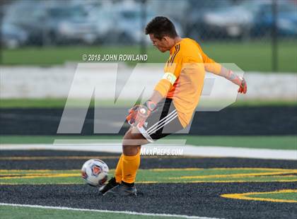 Thumbnail 3 in Hersey vs. Evanston (IHSA 3A Regional Semifinal) photogallery.