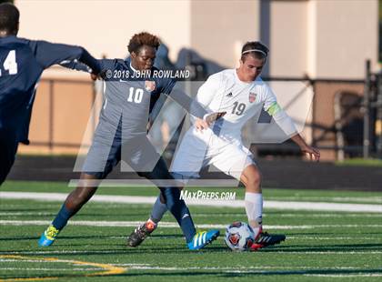 Thumbnail 2 in Hersey vs. Evanston (IHSA 3A Regional Semifinal) photogallery.