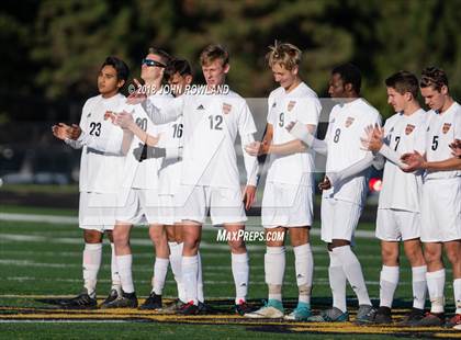 Thumbnail 2 in Hersey vs. Evanston (IHSA 3A Regional Semifinal) photogallery.
