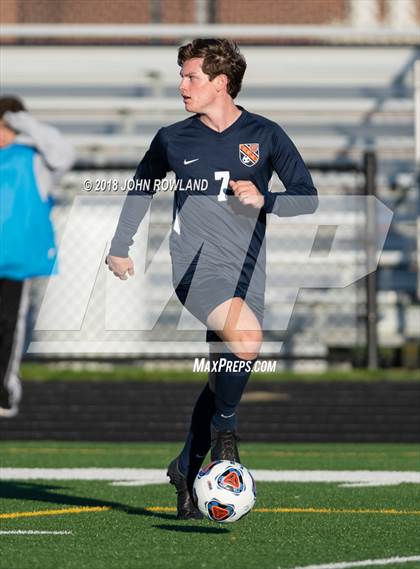 Thumbnail 2 in Hersey vs. Evanston (IHSA 3A Regional Semifinal) photogallery.