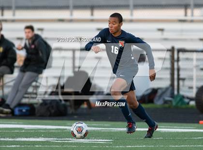 Thumbnail 1 in Hersey vs. Evanston (IHSA 3A Regional Semifinal) photogallery.