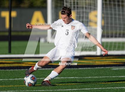 Thumbnail 2 in Hersey vs. Evanston (IHSA 3A Regional Semifinal) photogallery.