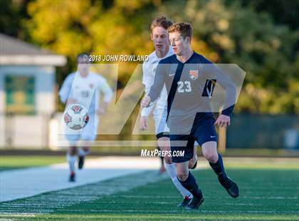 Thumbnail 1 in Hersey vs. Evanston (IHSA 3A Regional Semifinal) photogallery.