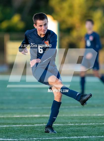 Thumbnail 1 in Hersey vs. Evanston (IHSA 3A Regional Semifinal) photogallery.