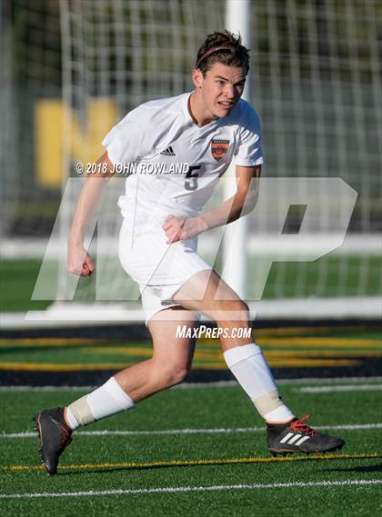 Thumbnail 1 in Hersey vs. Evanston (IHSA 3A Regional Semifinal) photogallery.