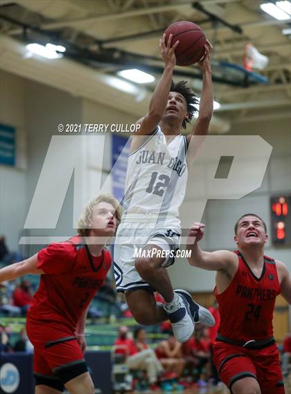 Thumbnail 3 in West vs. Juan Diego (Eagle Holiday Shootout) photogallery.