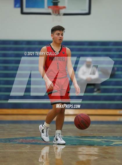 Thumbnail 3 in West vs. Juan Diego (Eagle Holiday Shootout) photogallery.
