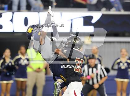Thumbnail 1 in Warren vs Downey photogallery.
