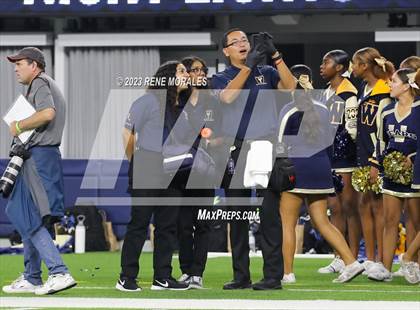 Thumbnail 2 in Warren vs Downey photogallery.