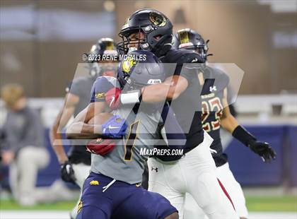 Thumbnail 1 in Warren vs Downey photogallery.