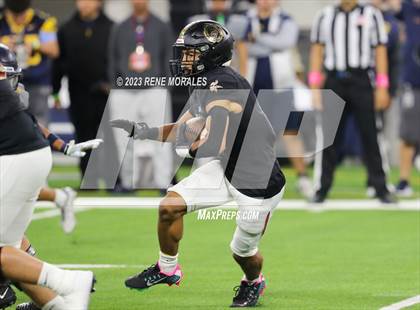 Thumbnail 2 in Warren vs Downey photogallery.