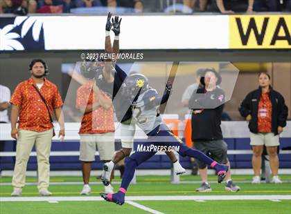 Thumbnail 1 in Warren vs Downey photogallery.