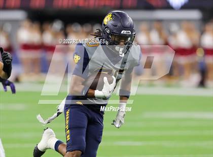 Thumbnail 1 in Warren vs Downey photogallery.