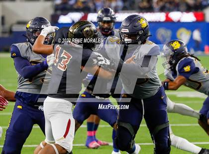Thumbnail 3 in Warren vs Downey photogallery.