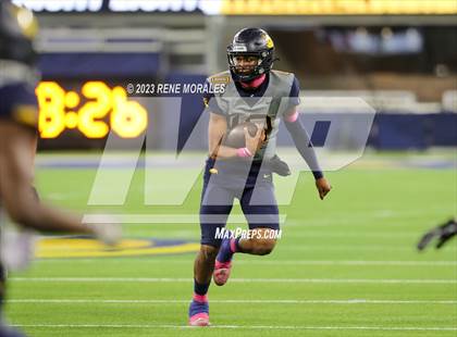 Thumbnail 1 in Warren vs Downey photogallery.