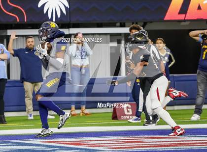 Thumbnail 1 in Warren vs Downey photogallery.