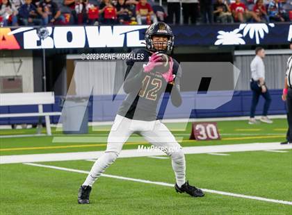 Thumbnail 1 in Warren vs Downey photogallery.