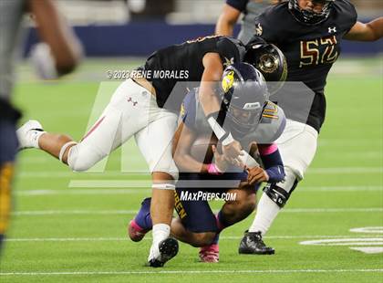 Thumbnail 3 in Warren vs Downey photogallery.