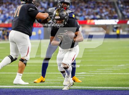 Thumbnail 2 in Warren vs Downey photogallery.