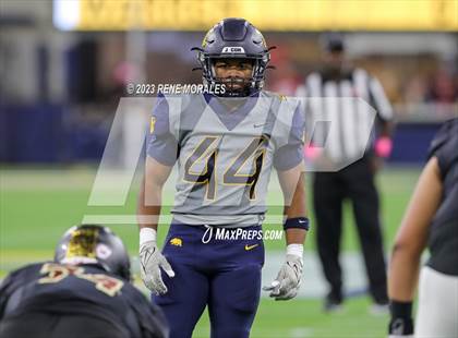 Thumbnail 3 in Warren vs Downey photogallery.