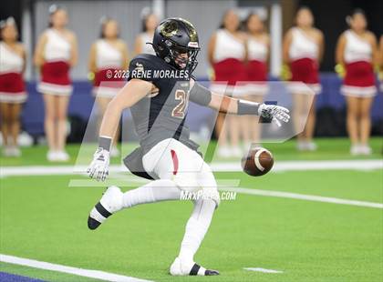 Thumbnail 3 in Warren vs Downey photogallery.
