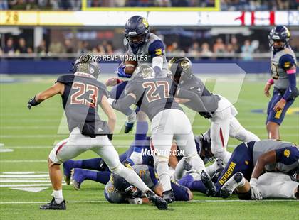 Thumbnail 3 in Warren vs Downey photogallery.