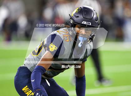 Thumbnail 1 in Warren vs Downey photogallery.