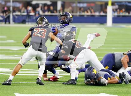 Thumbnail 3 in Warren vs Downey photogallery.