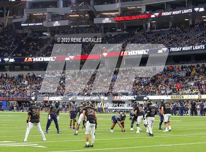 Thumbnail 2 in Warren vs Downey photogallery.