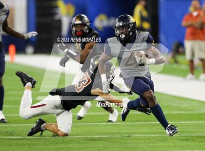 Thumbnail 2 in Warren vs Downey photogallery.