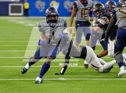 Thumbnail 1 in Warren vs Downey photogallery.