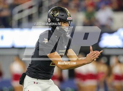 Thumbnail 1 in Warren vs Downey photogallery.